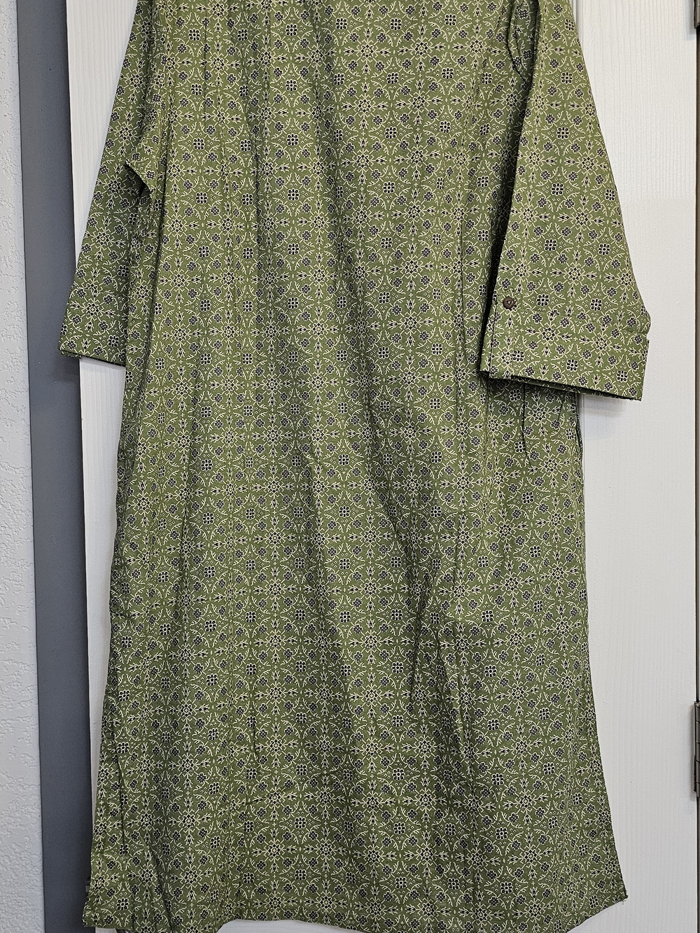 Green Printed Long Sleeve Maxi Dress